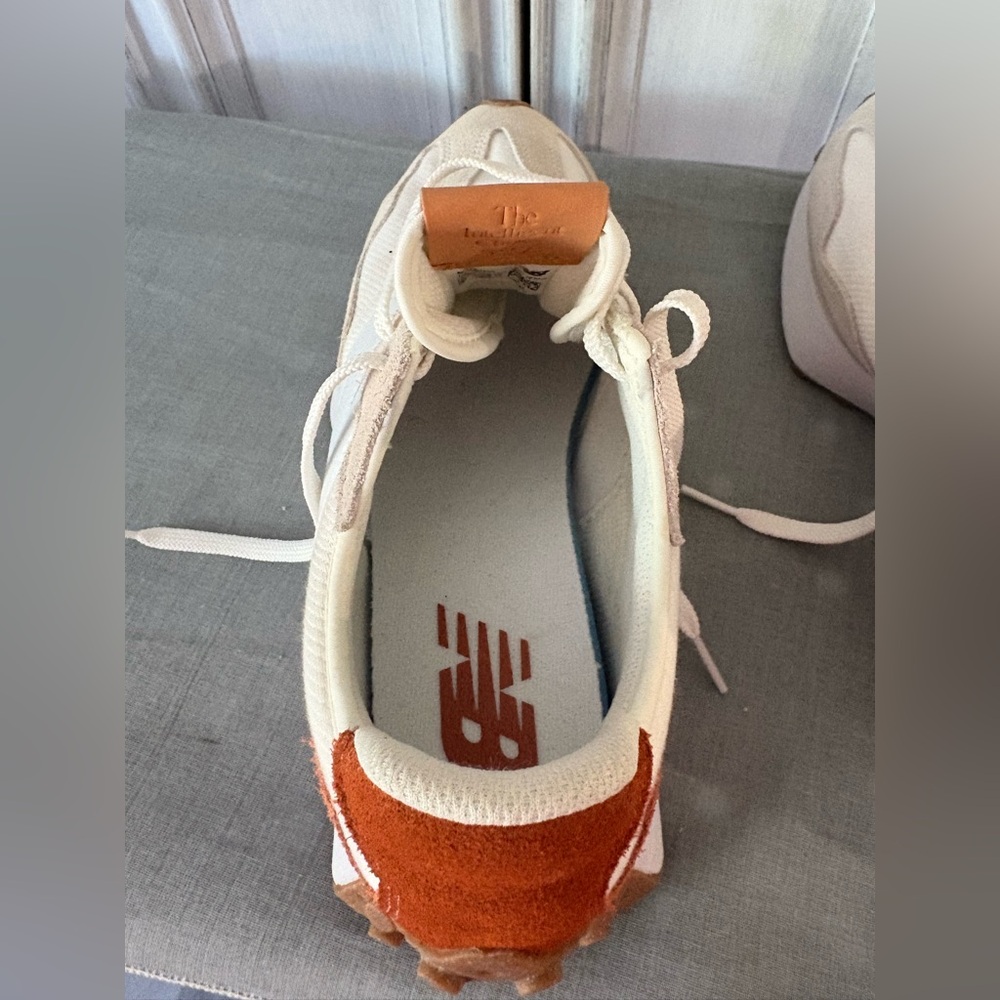 New Balance 327 Sneaker Sea Salt/Rust Oxide Suede NWOT Size 10 Women’s - Picture 14 of 14